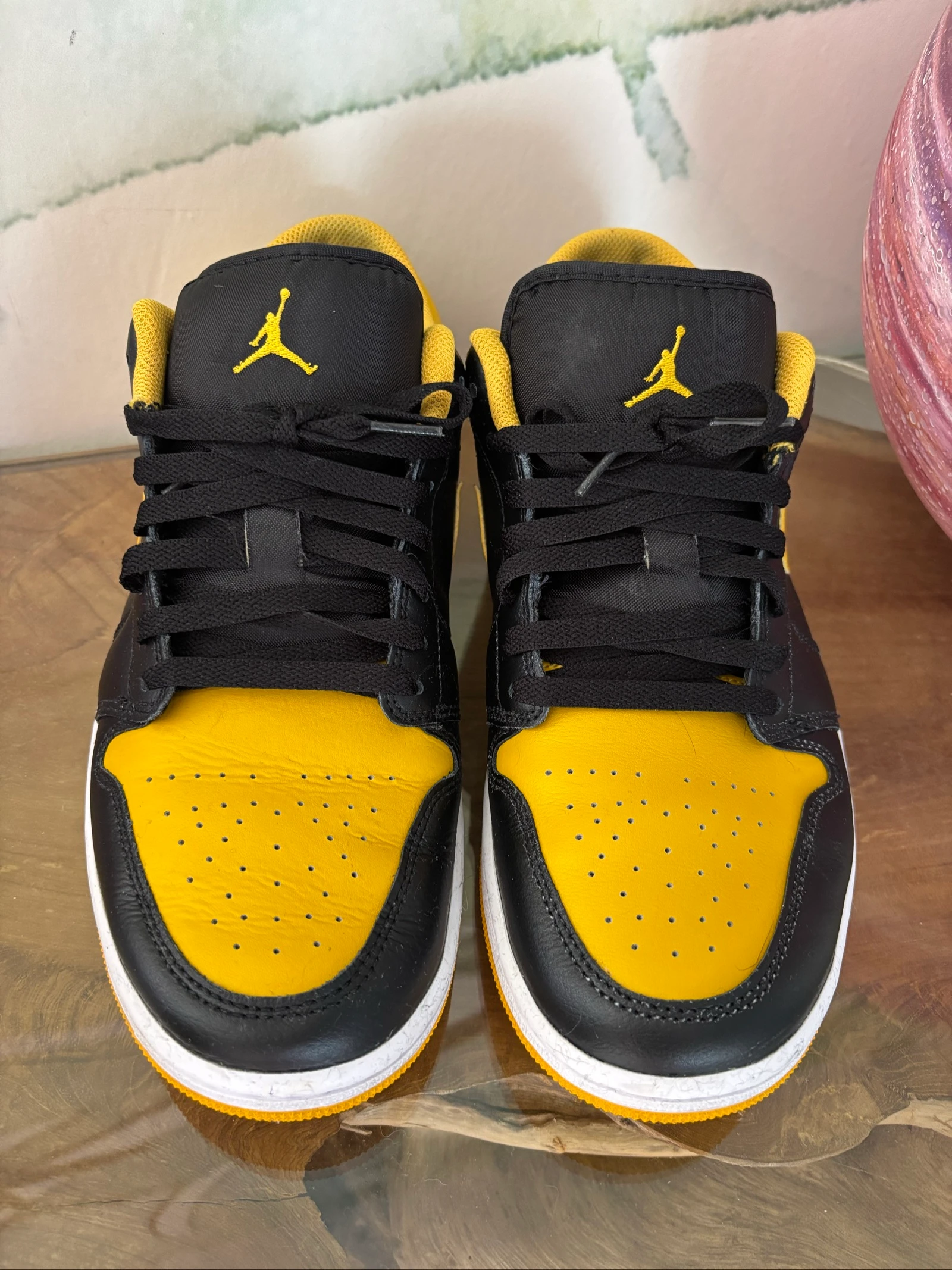 Zapatillas Nike Air Jordan low 1 amarillo negro – photo 3